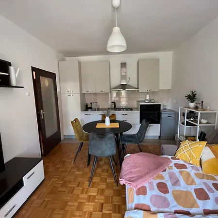 Apartman Elvis *